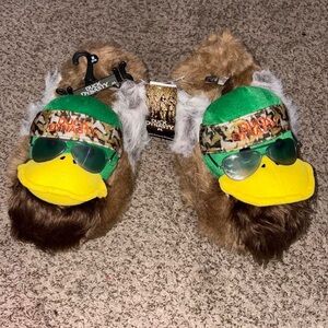 NWT 2013 Duck Dynasty plush bandana duck sunglasses slippers